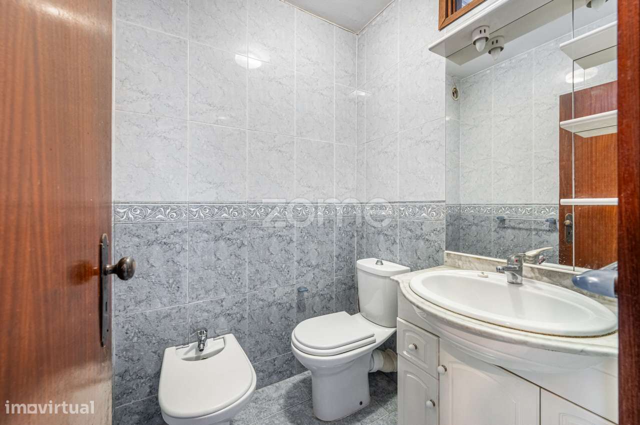 Apartamento T3 Prelada perto do metro-12