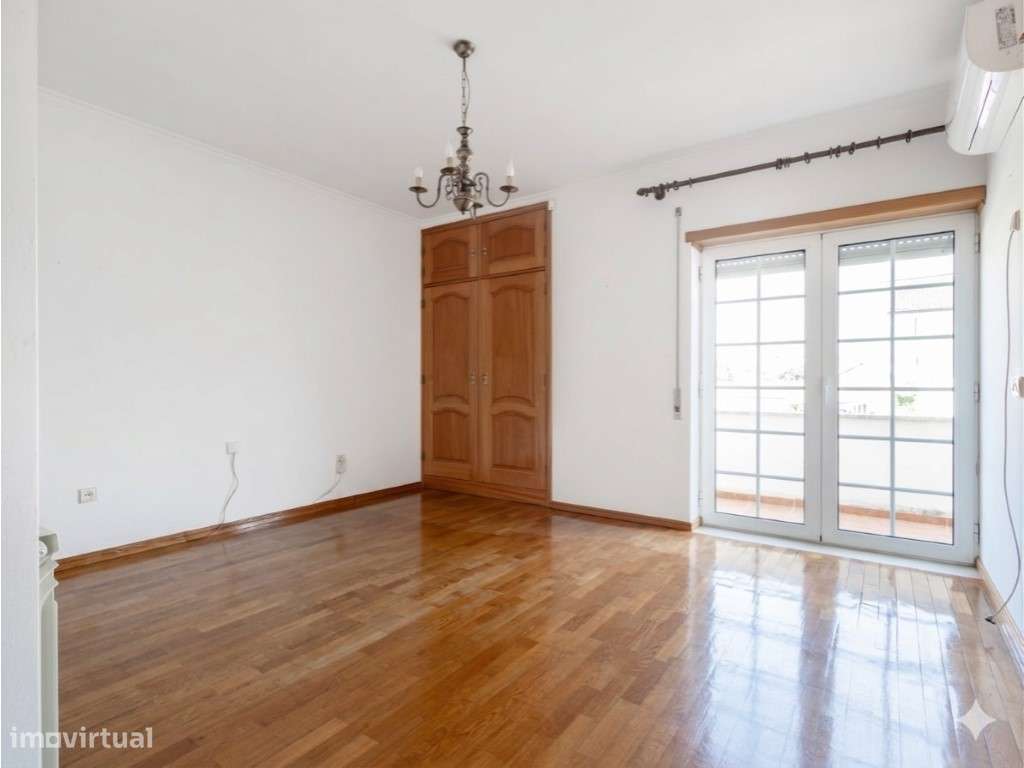 Moradia T4 em São Martinho do Bispo, Coimbra-23