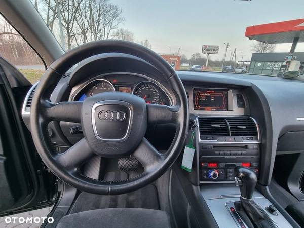 Audi Q7 3.0 TDI Quattro Tiptronic - 25