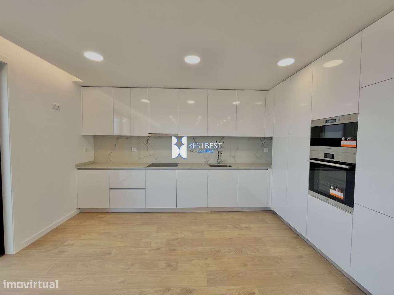 AIRO, BARCELOS – T3 NOVO COM DESIGN MODERNO E EQUIPADO AO DETALHE - Grande imagem: 5/28