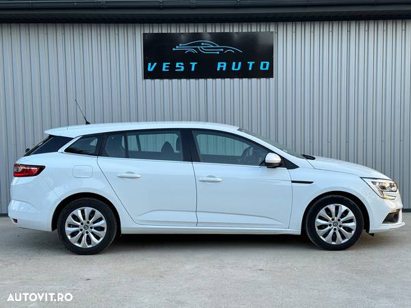 Renault Megane Estate 1.5 dCI Life - 10