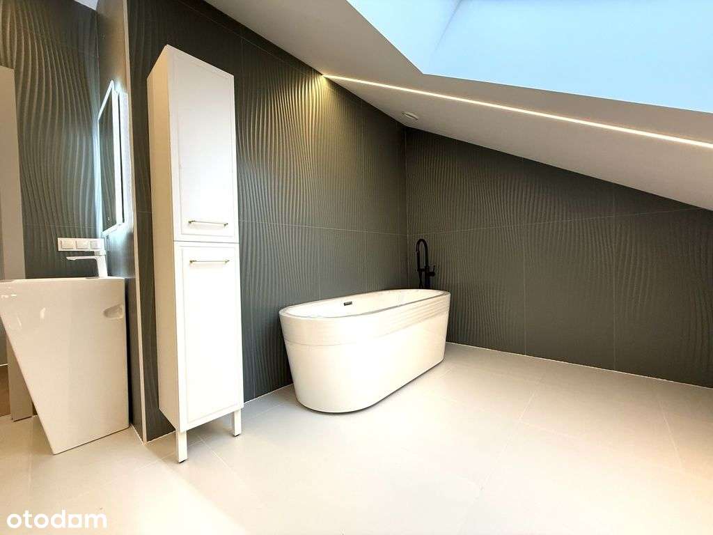 Piękny dom wolnostojący w Krasnem-12