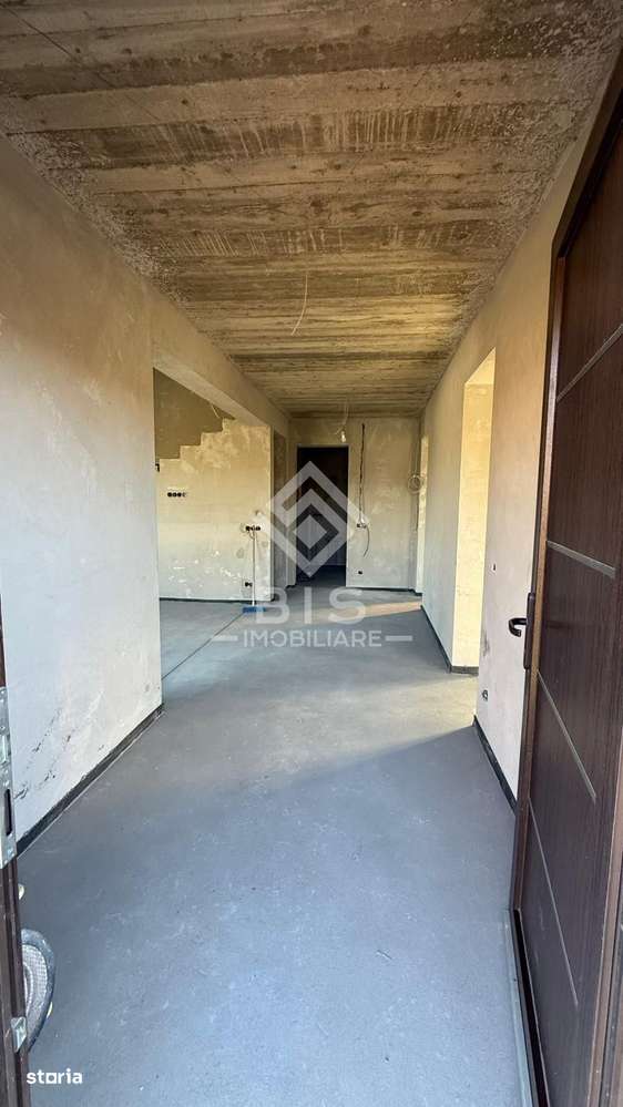 Casă 3 camere, 185mp, semifinisată, D+P+E-3