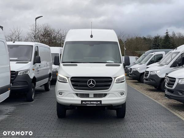 Mercedes-Benz Sprinter - 3