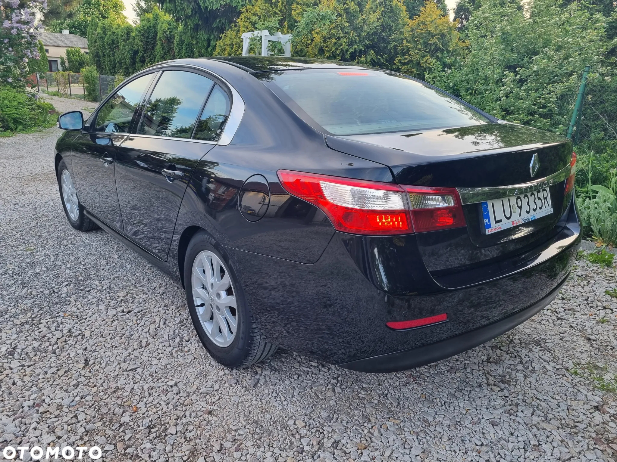 Renault Latitude Espace 2.0 dCi - 4