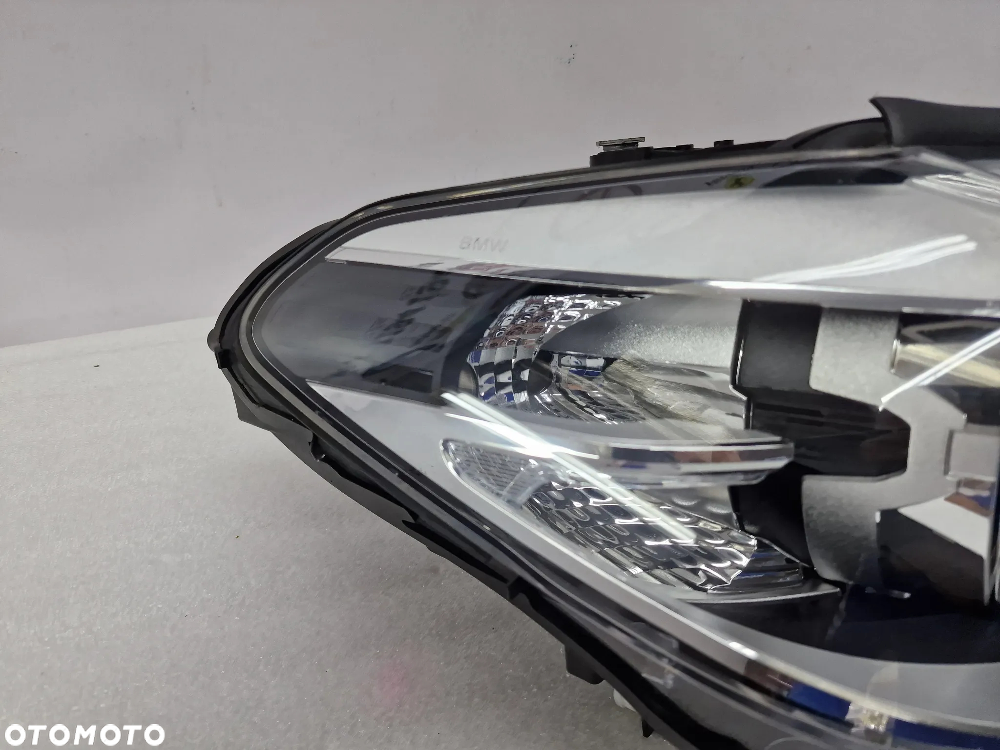 BMW G30 / G31 17- PRAWA LAMPA PRZEDNIA PRZÓD Z DOŚWIETLANIEM FULL LED , NR 8499116-01 / 8499116 , NR AUKCJI LA97 - 2