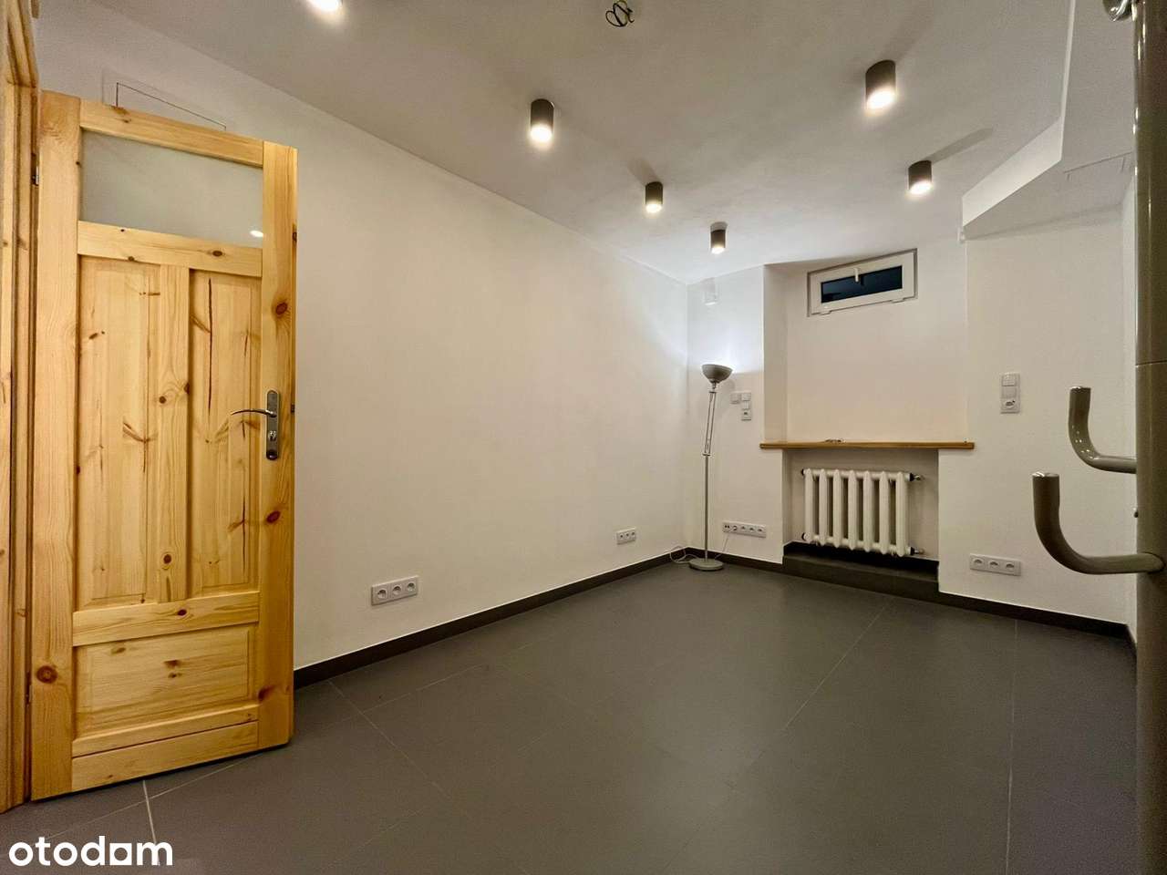 Lokal usługowy w centrum Mokotowa | 18 m2 | Lokal biurowy, usługowy - Pełny obrazek: 1/6