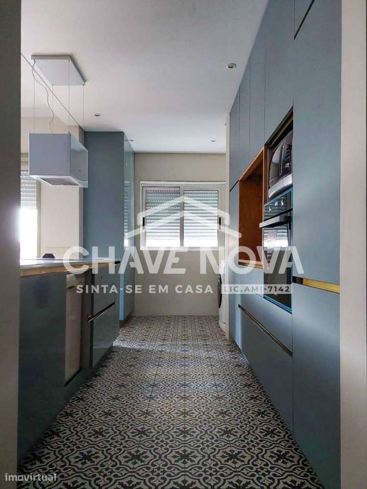 T3+1 c/ Varandas e Garagem p/ 2 carros na Maia - Grande imagem: 5/25