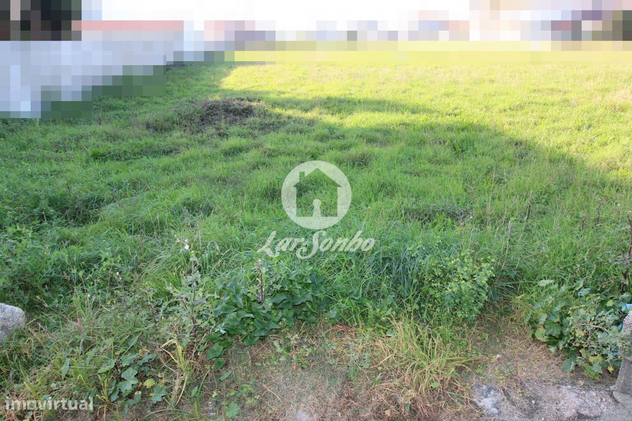 Lote para construção de moradia individual tipo 2 c/ 450m2 em Navai...