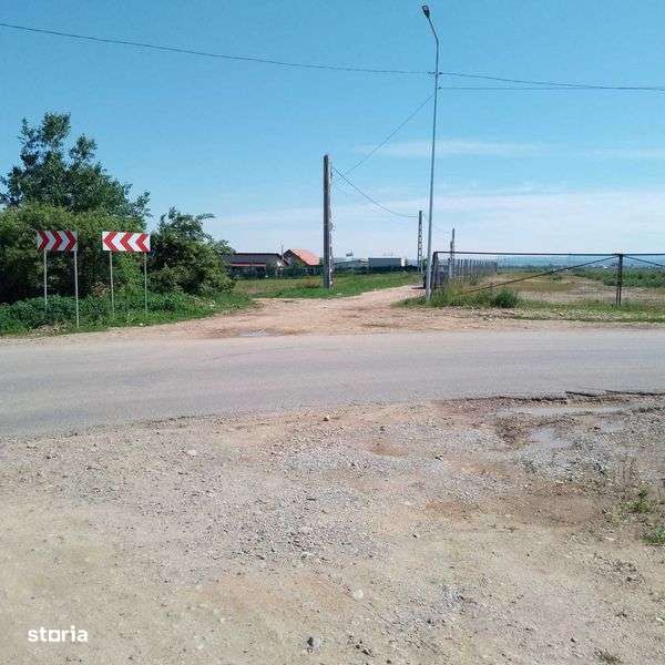 Teren intravilan la intrare in Cheriu - Imagine principală: 4/5