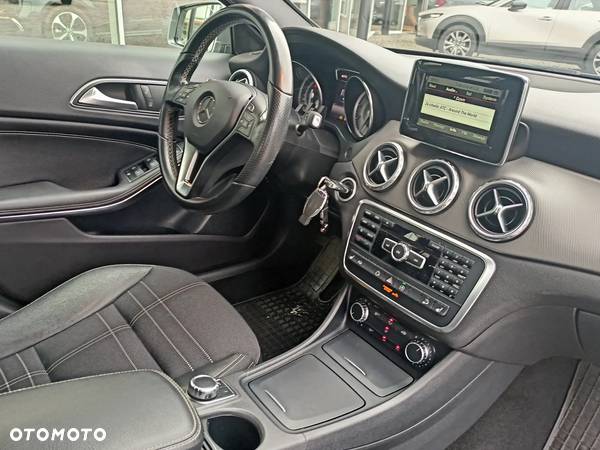 Mercedes-Benz GLA 250 4-Matic - 19