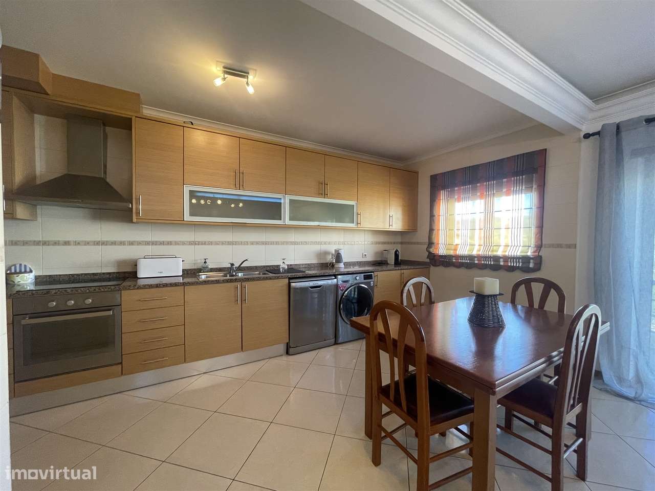 Apartamento T2 + 1 / Garagem  / Terraço / Vista  Mar / Nazaré / Leiria-8