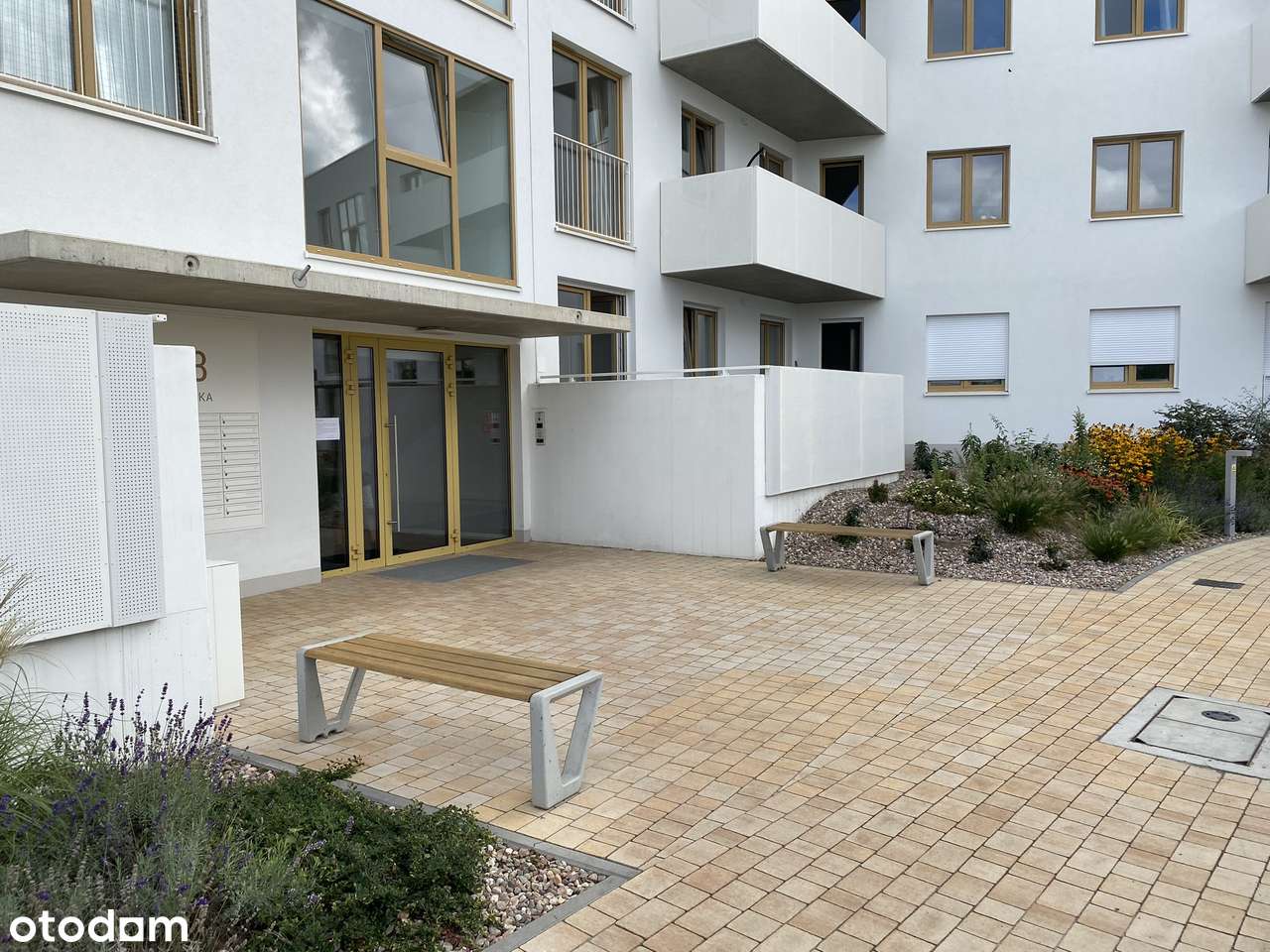 Dwupokojowe 35 m² z tarasem na wynajem – Wrocław, Krzyki, Księże