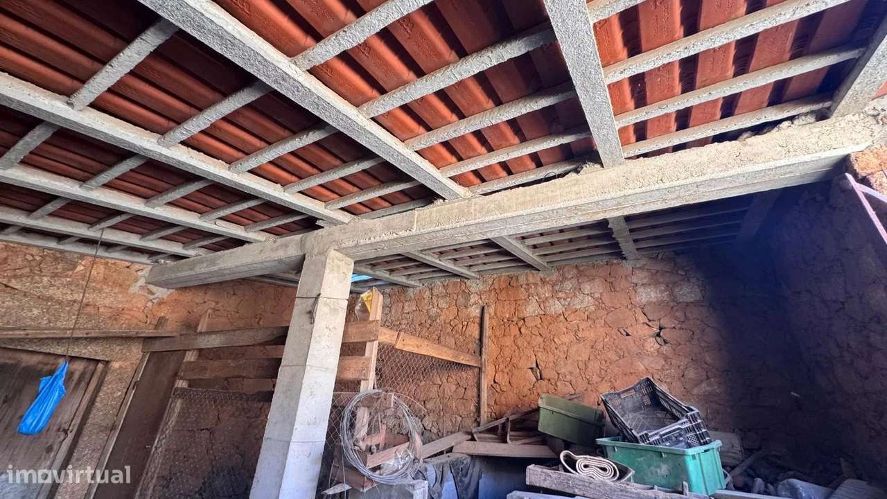 Casa de campo para restaurar – 123 m² em Aranhas - Grande imagem: 4/18