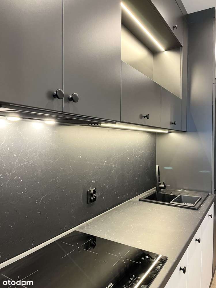 Wyjątkowa kawalerka z ogródkiem-6