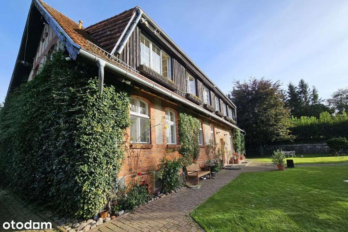 Willa z historią i ponad 4 hektarami ziemi - Pełny obrazek: 3/10