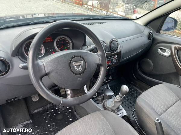 Dacia Duster 1.5 dCi 4x4 - 9