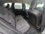 Volvo XC 60 B4 MHEV AT FWD Core - 12