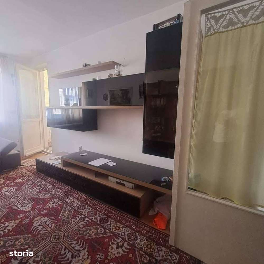 De vânzare apartament 3 camere, etaj 1, 59.000 euro - Imagine principală: 3/8