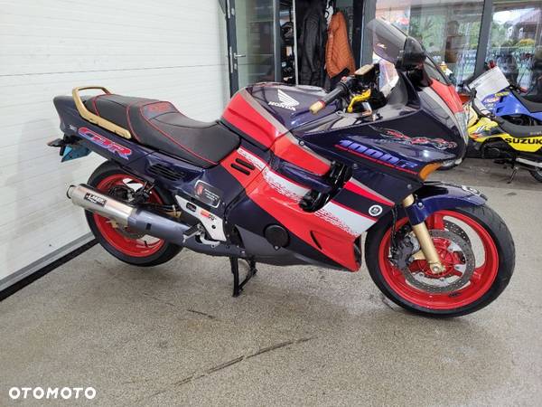 Honda CBR - 17