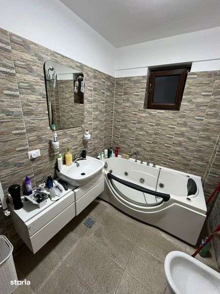 De inchiriat apartament - Imagine principală: 2/7