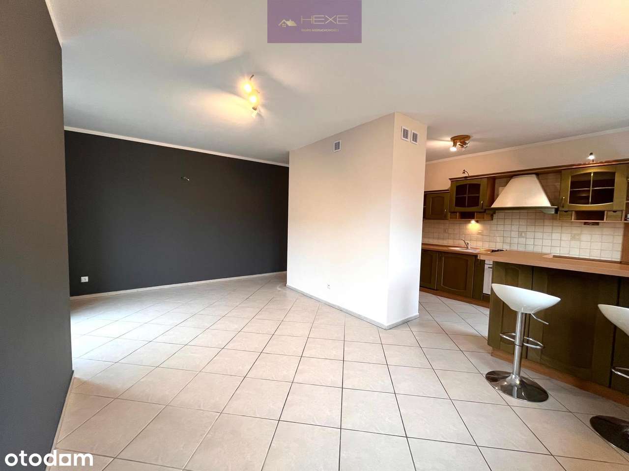 Unikalne mieszkanie z 2 balkonami - niski czynsz!-4