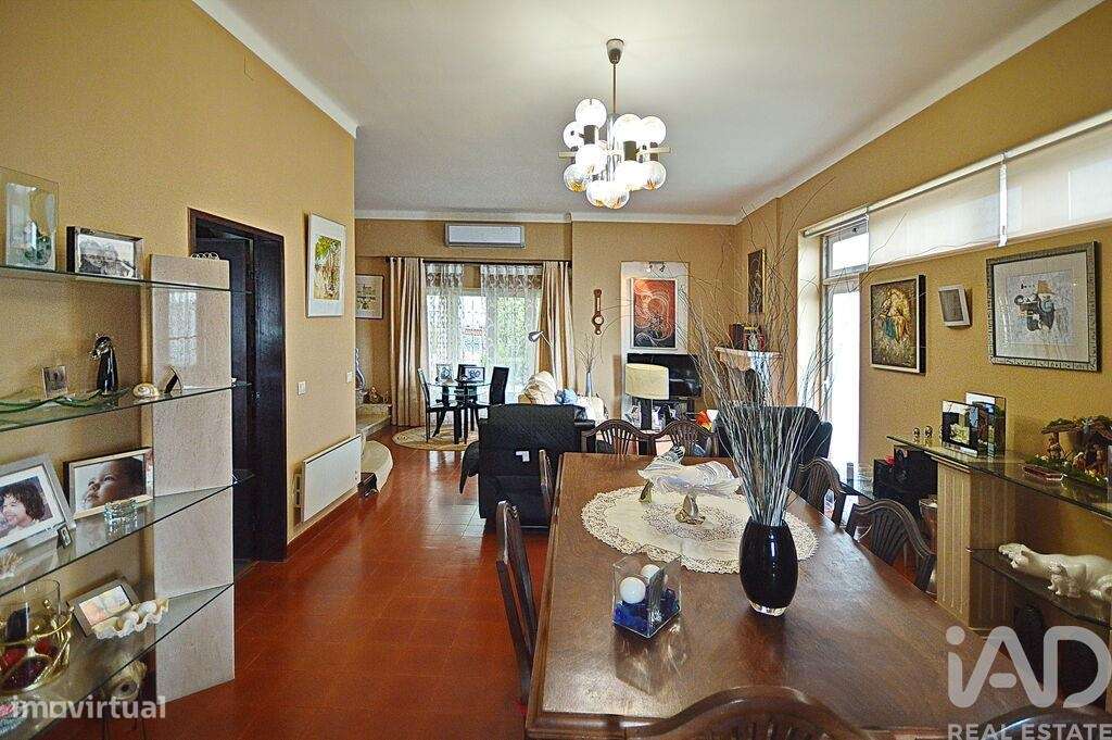 Casa / Villa T6 em Mafra de 390,00 m2 - Grande imagem: 5/12