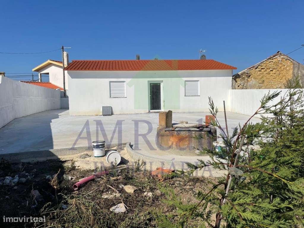 MORADIA T2 | POVOA DE PENAFIRME |TORRES VEDRAS - Grande imagem: 1/12