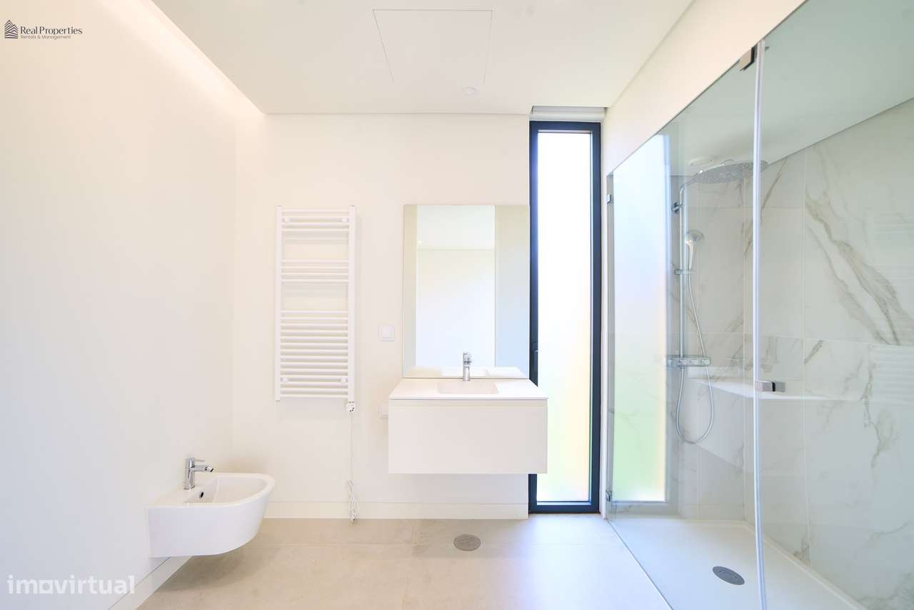 Elegância e Exclusividade em Vilamoura – Moradia T2 com Piscina Privad - Grande imagem: 5/44