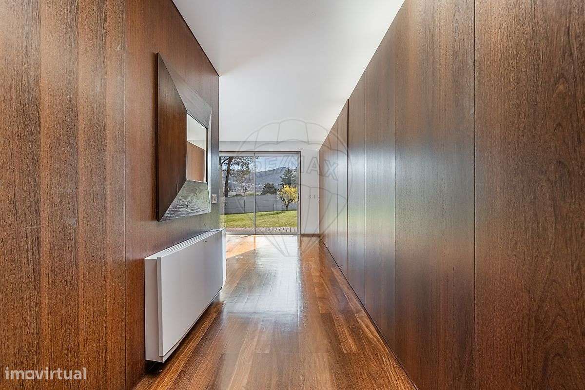 Moradia T4 para venda-31