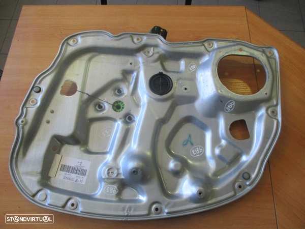 Elevador Sem Motor 00518084230 LANCIA MUSA 2009 5P FD - 2