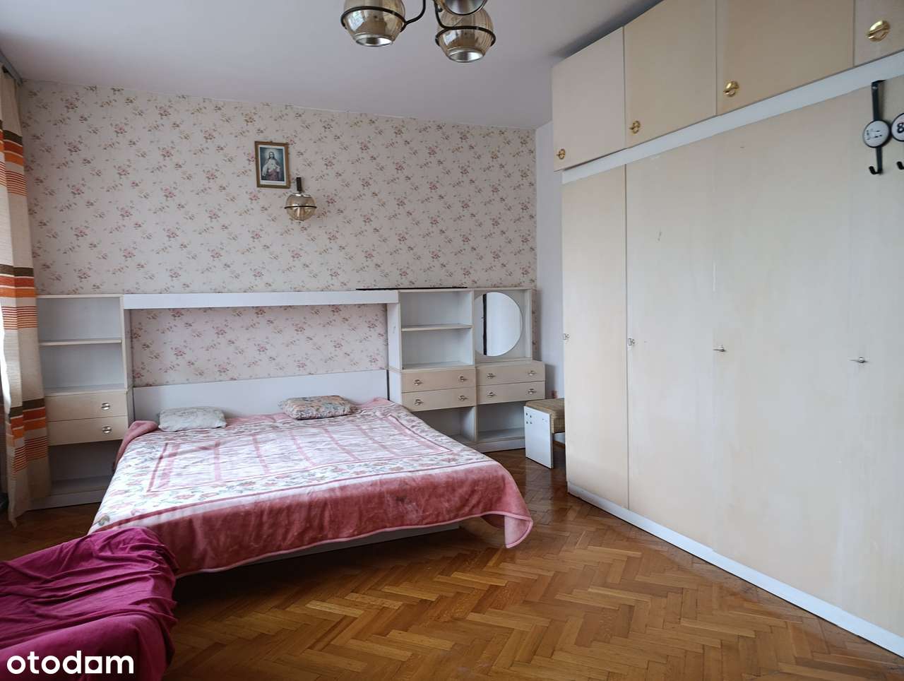 Dom wolnostojący z dużym garażem i dużym ogrodem - Pełny obrazek: 5/10