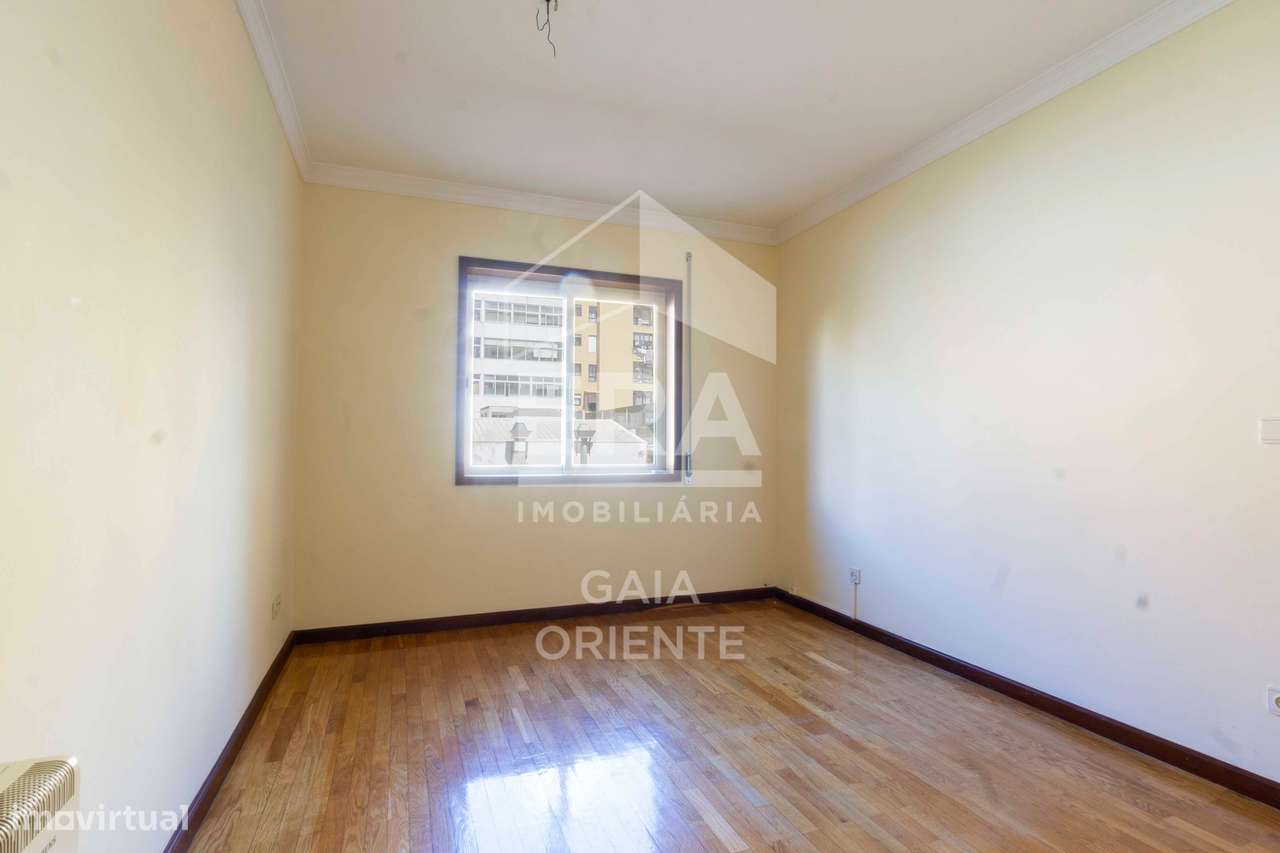 T3 com Garagem junto à Praia de Matosinhos-23