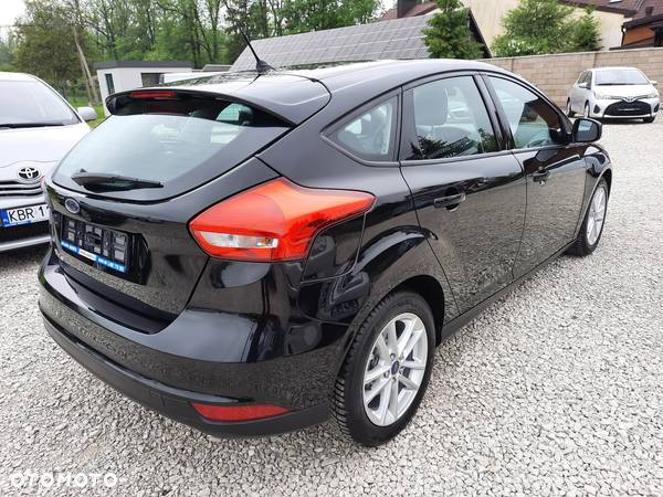 Ford Focus 1.6 Trend - 4