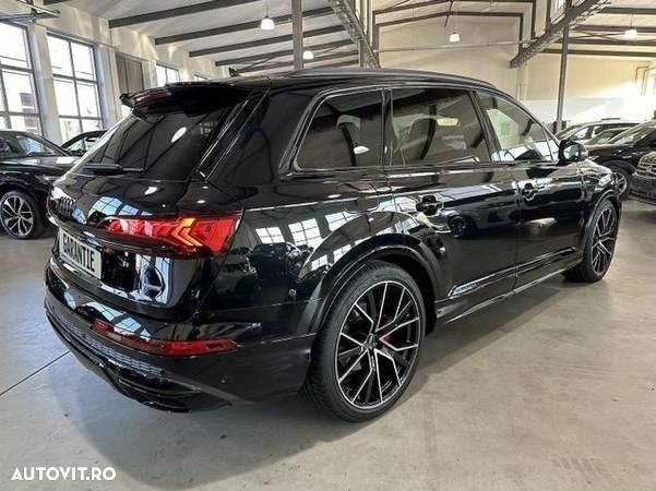 Audi Q7 - 4