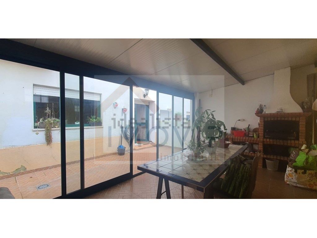 Vende-se moradia T3 em Gaio/Rosário