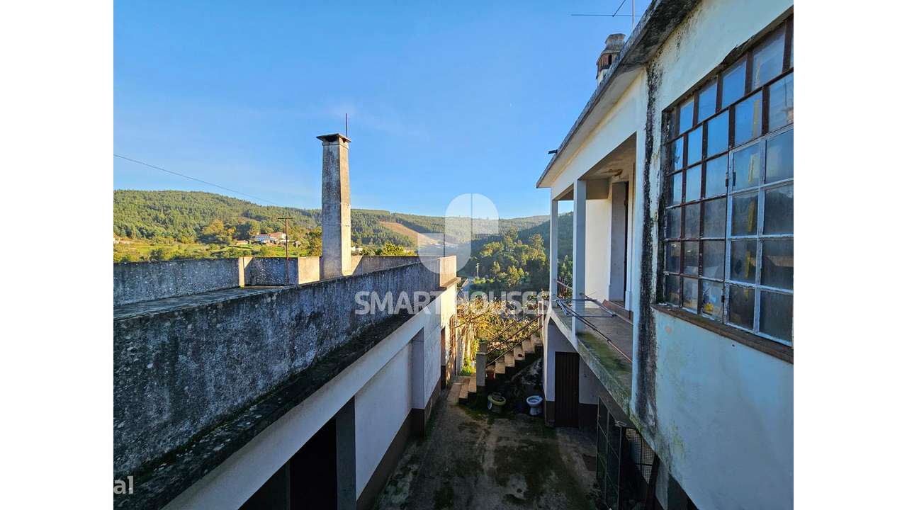 Moradia T4+T2 Pombeiro c/ terreno-30