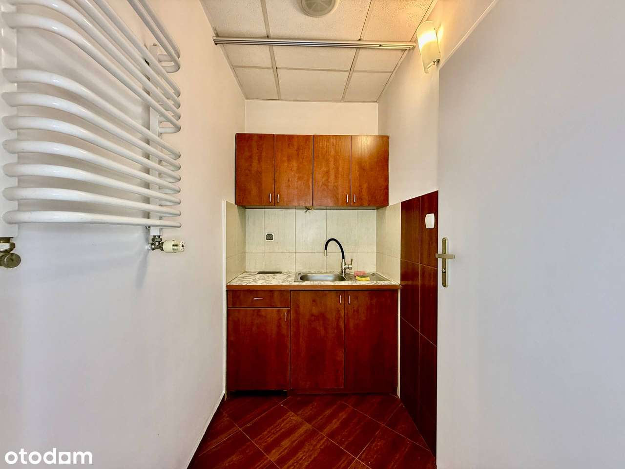 Na sprzedaż lokal użytkowy – Parking | Niski czynsz | Duża przestrzeń-12