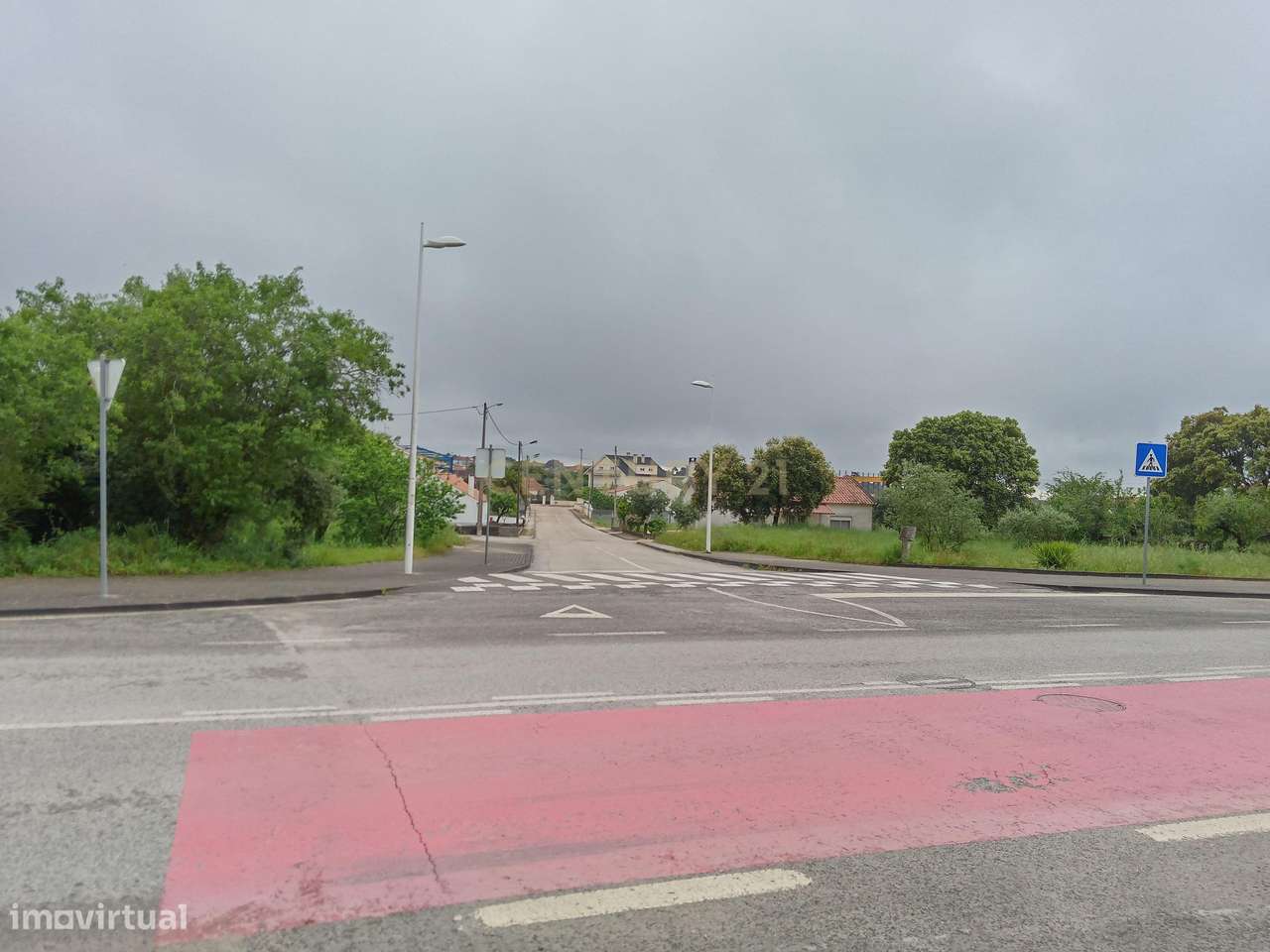 Lote de terreno urbano com 9.100 M2 na  zona histórica da cidade de Fá - Grande imagem: 4/16