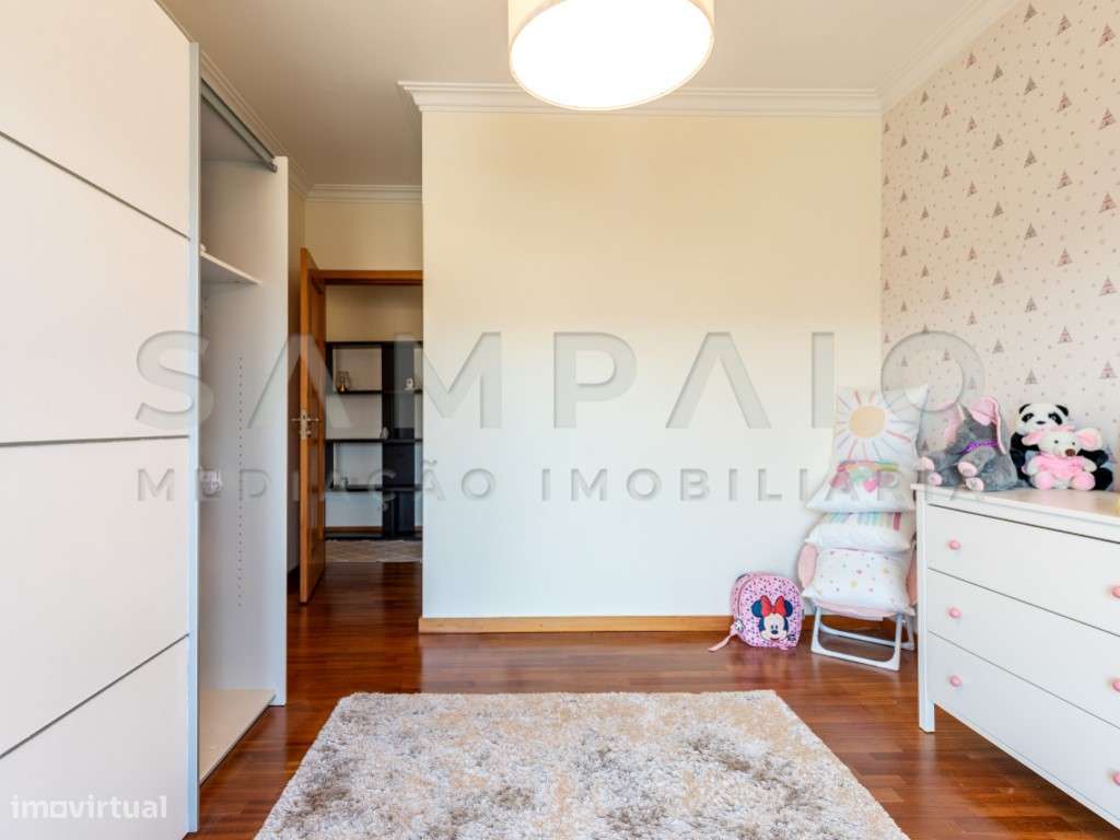 Penthouse T3 - C/ Terraço - Fânzeres/Mercadona!-23