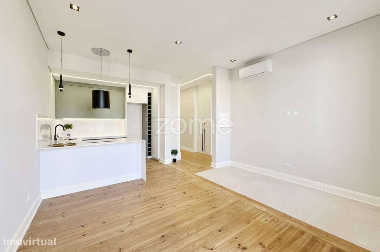 Apartamento T3 remodelado na Avenida Almirante Reis - Lisboa - Grande imagem: 4/32