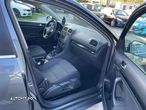 Volkswagen Golf 1.6 Comfortline - 11