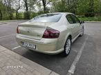 Peugeot 407 2.7 HDI Sport - 15