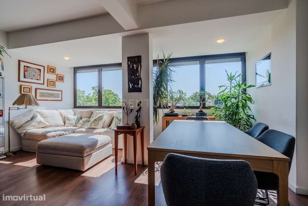 Apartamento T2 Renovado na Prestigiada Rua dos Jerónimos – Coração de - Grande imagem: 3/42