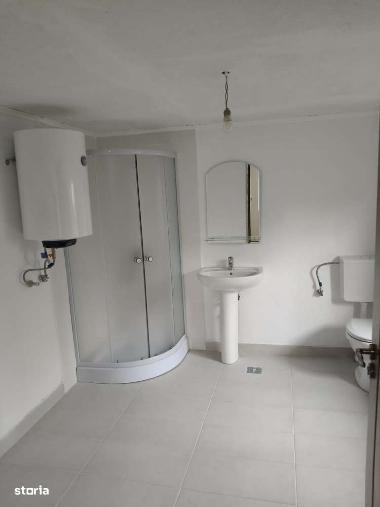 Vand casa sat Saranga comuna Pietroasele judetul Buzau-9