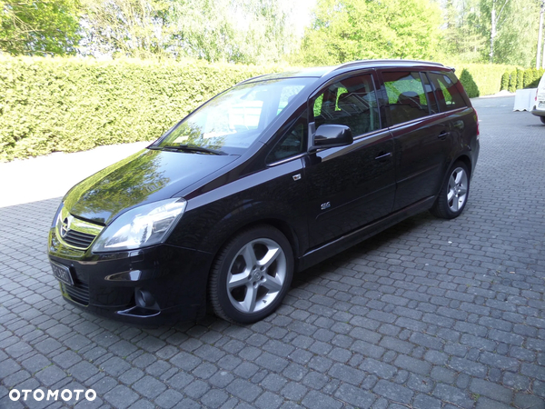 Opel Zafira 1.9 CDTI Cosmo - 3