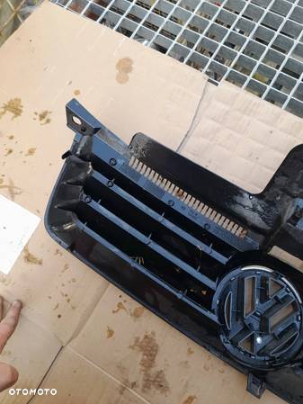 GRILL ATRAPA PRZÓD ORYGINAŁ VOLKSWAGEN POLO 9N - 5