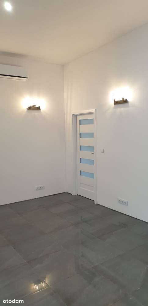 wolnostojący lokal w centrum z parkingiem gratis - Pełny obrazek: 2/11