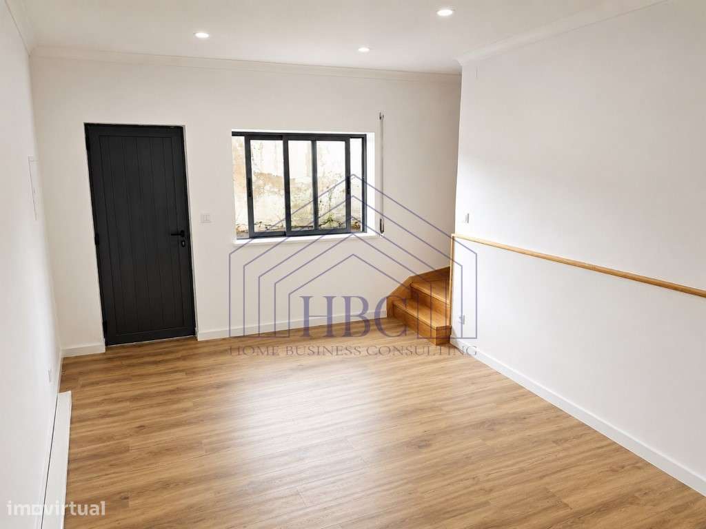 Moradia T2 Duplex Totalmente Remodelada em Vale Côvo Bombarral-3