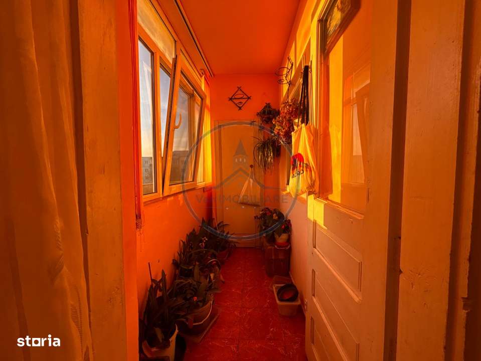 Apartament 4 camere de vanzare – Calea Moldovei-11